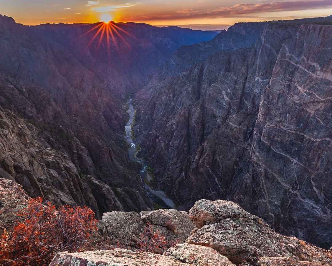 Black Canyon of the Gunnison National Park - A Visitor's Guide ...