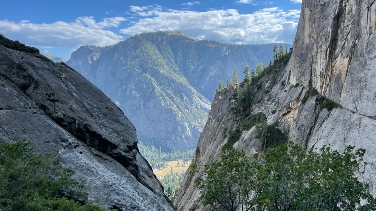 Rocky Yosemite landscape from the Upper Yosemite Falls Trail