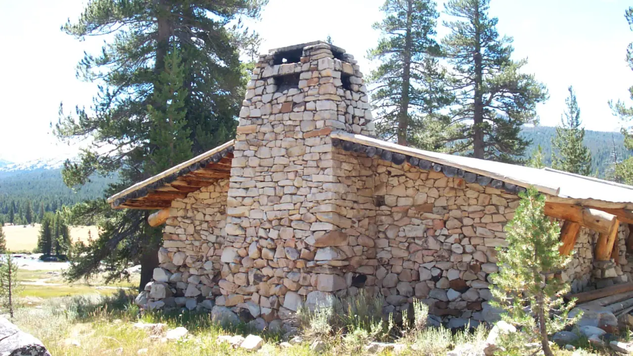 Parsons Memorial Lodge in Tuolumne Meadows, Yosemite National Park