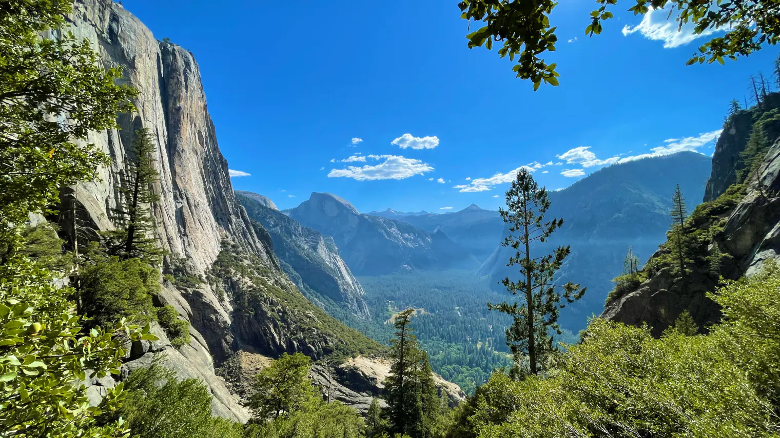 Upper Yosemite Falls Trail overlooking Yosemite National Park