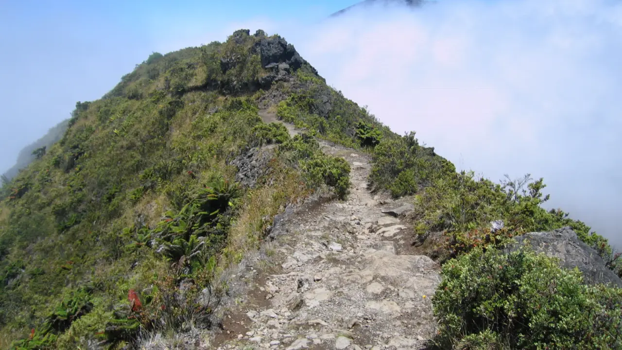 Rainbow Bridge along Halemauʻu Trail in Haleakalā National Park