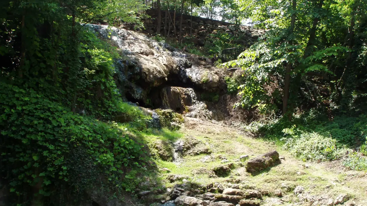 Thermal spring water flowing in Hot Springs National Park