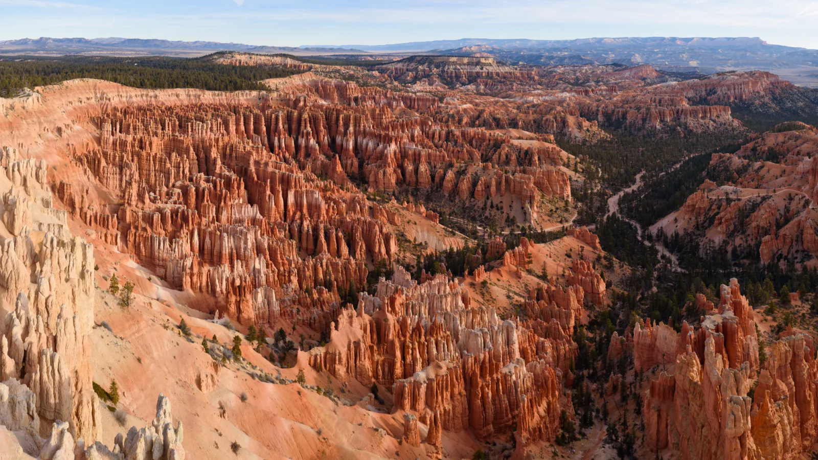 Panorama from Inspiration Point in Bryce Canyon National Park